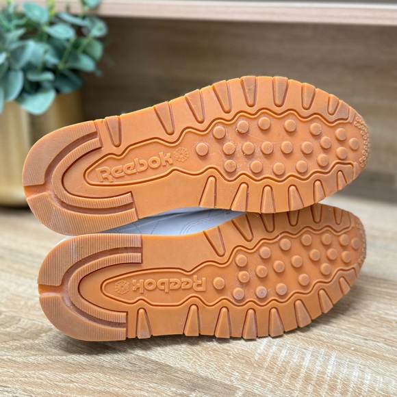 REEBOK Classic Leather Shoes | Women’s Size 6 - Picture 7 of 7